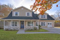 Family-Friendly House w/ Pool & Game Room