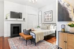 Historic Savannah Parlor Apartment, Walkable