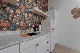 Stylish Coastal Studio Near Tybee & Downtown SAV