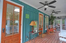Sweet Cottage and Studio Near Wormsloe Historic Site