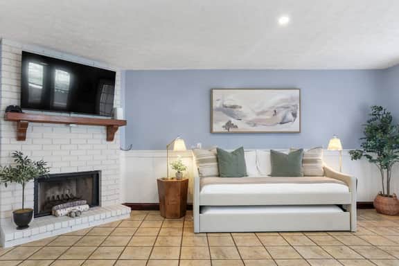 Family-Friendly House w/ Pool & Game Room