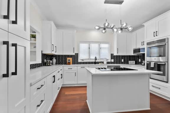 Pool Oasis by Tybee & Downtown Savannah